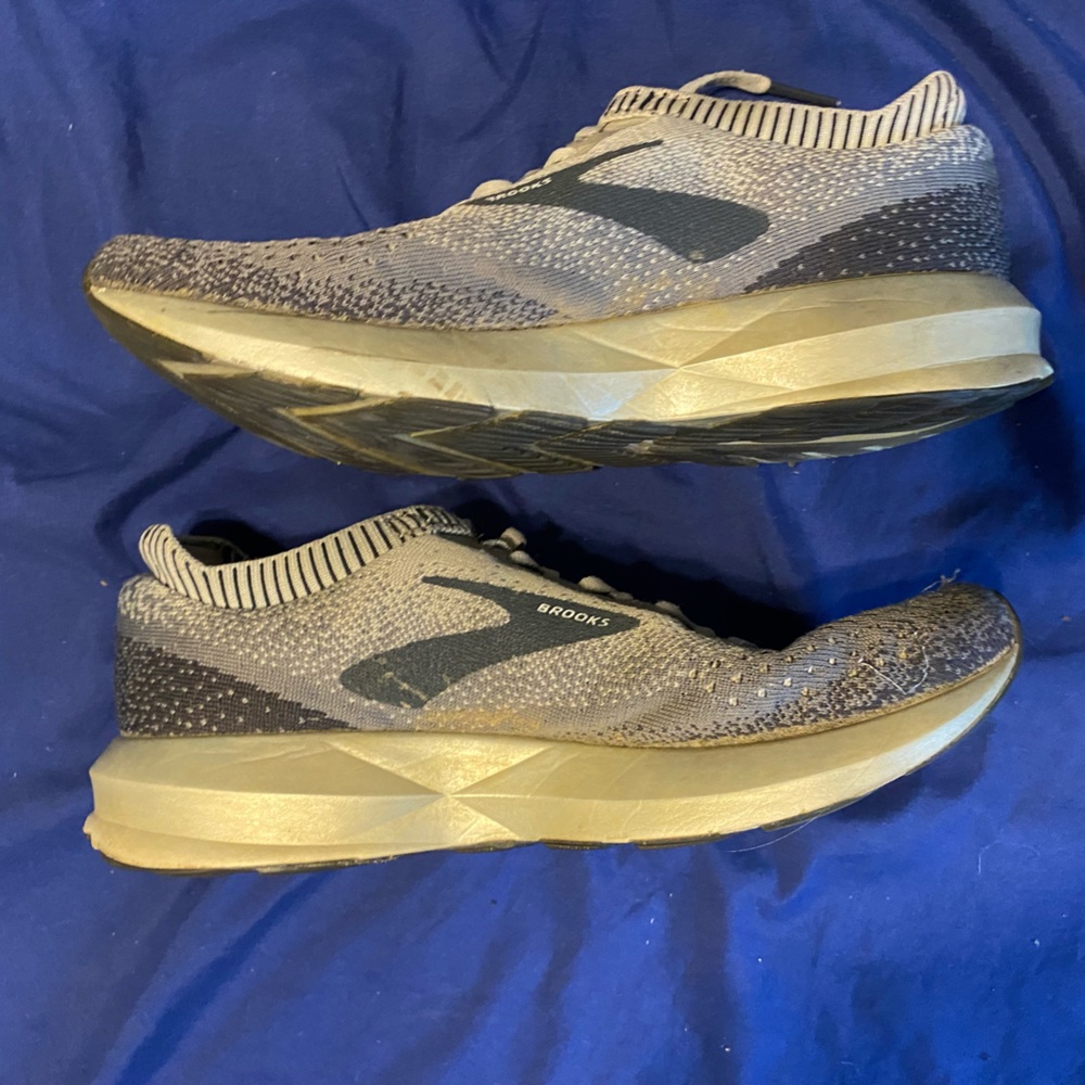 Brooks running shoes, size 8, gray/silver